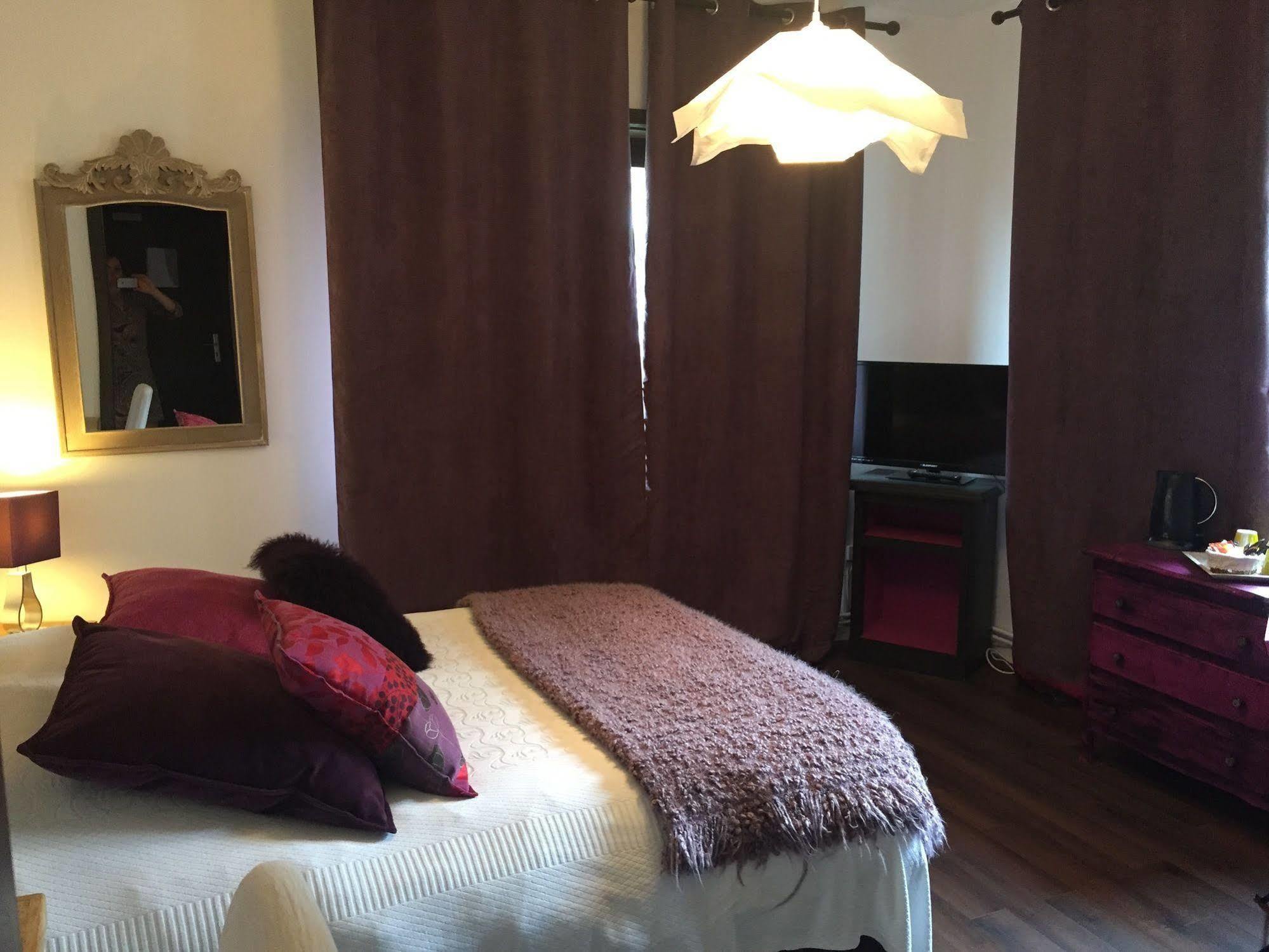 Schwenheim シャンブル ドゥーテ レカン デ サヴェール Bed & Breakfast エクステリア 写真