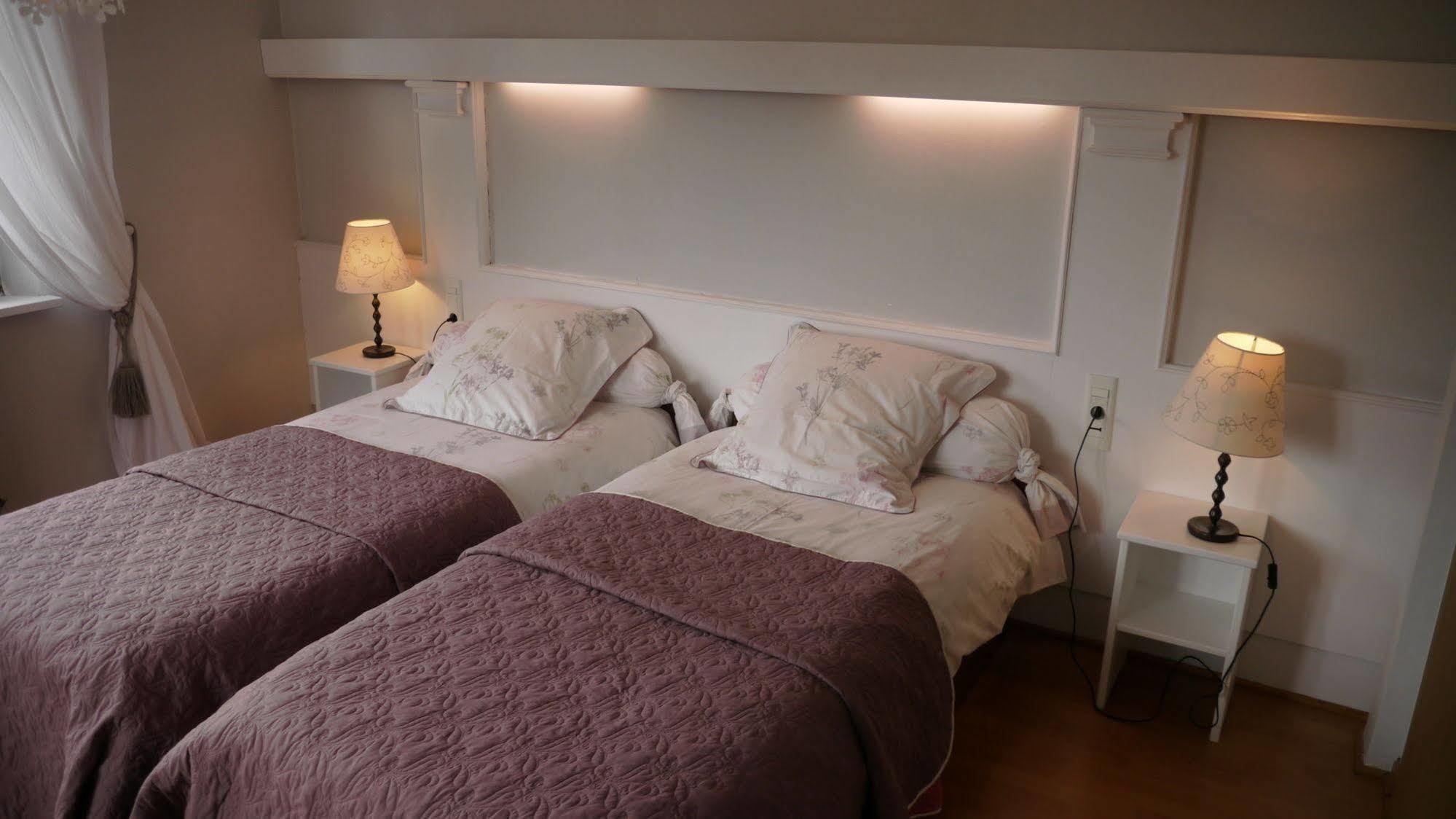 Schwenheim シャンブル ドゥーテ レカン デ サヴェール Bed & Breakfast エクステリア 写真