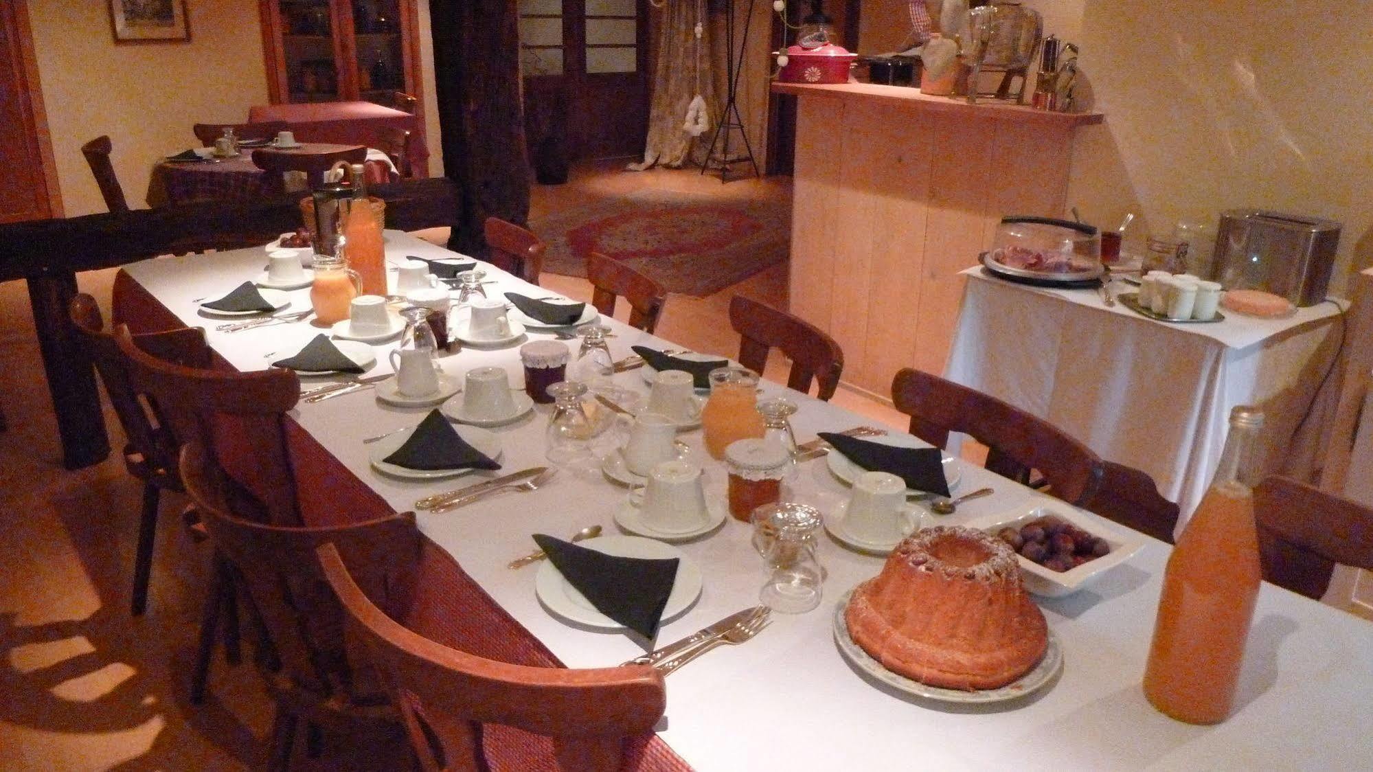 Schwenheim シャンブル ドゥーテ レカン デ サヴェール Bed & Breakfast エクステリア 写真